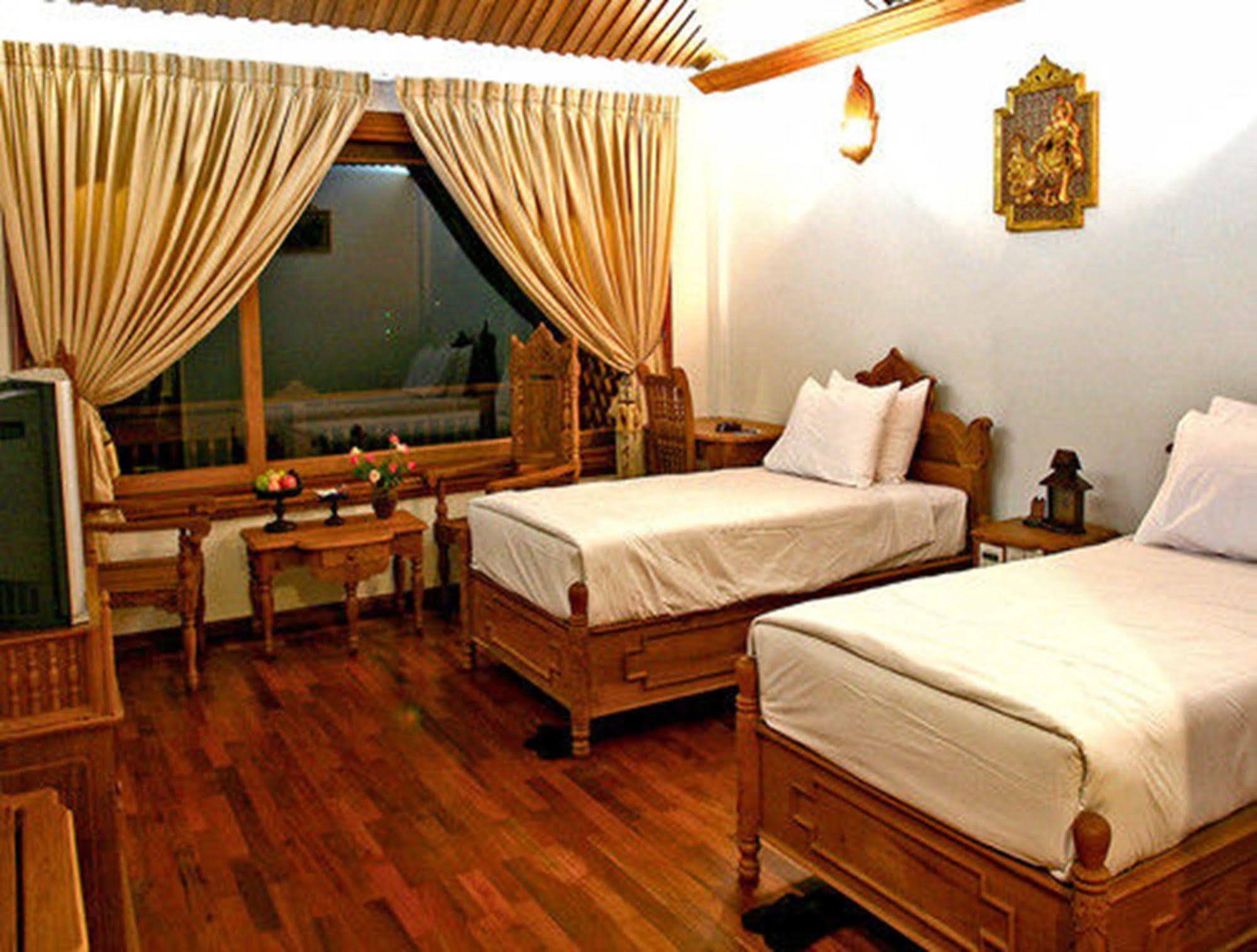 Kma Kaytumadi Hotel Taungoo Exterior foto